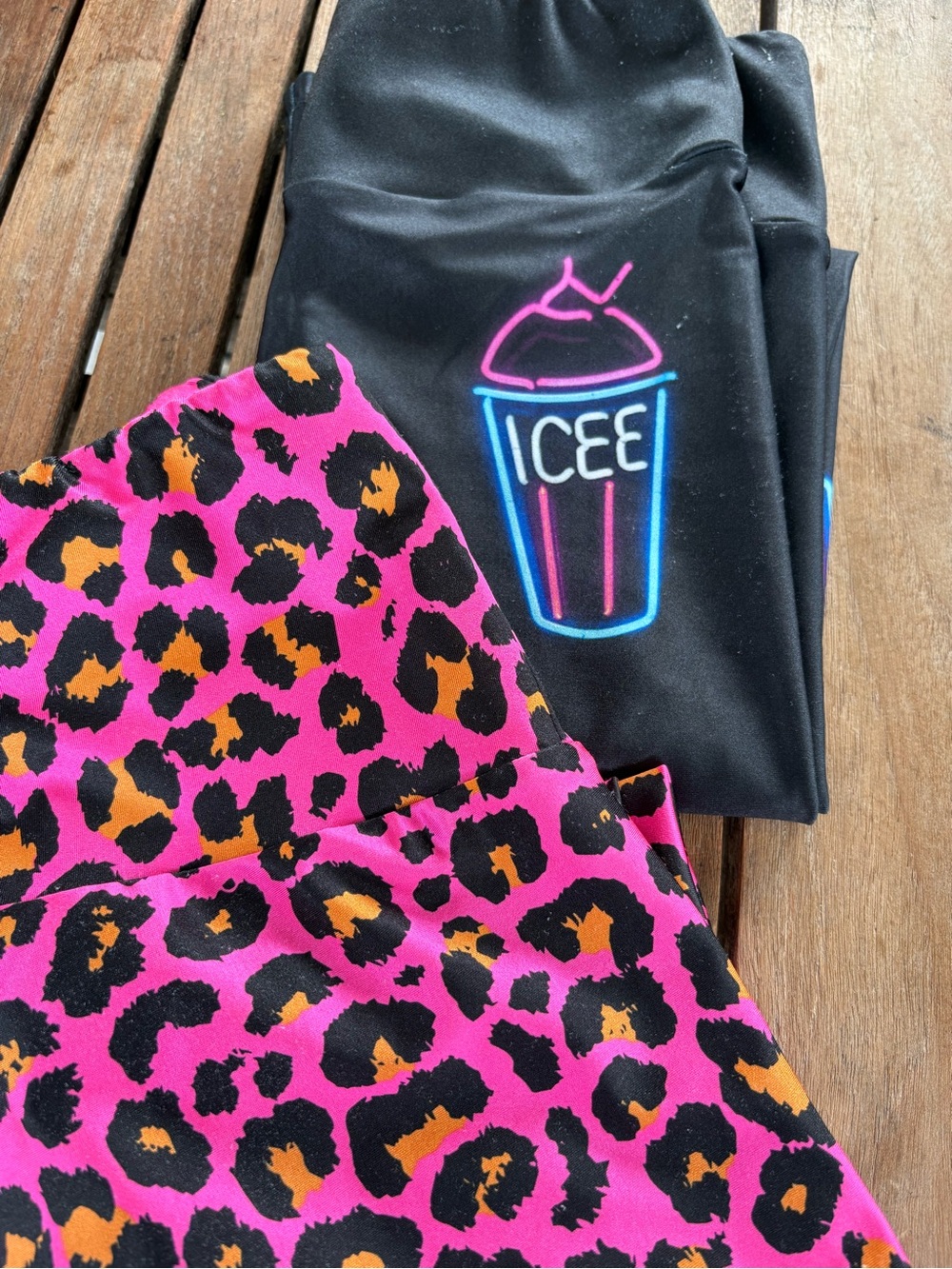 2pr Goldsheep Neon Leopard Leggings and Goldsheep ICEE leggings size S